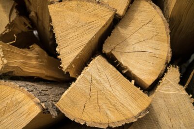 Oak Firewood: The Superior Choice for Sustainable and Efficient Heating